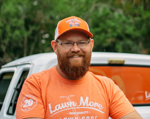 63b45241916b7723f1428279_jonathan-truck