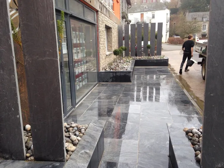 Aménagement paysager pour une étude notariale à Plouguenast