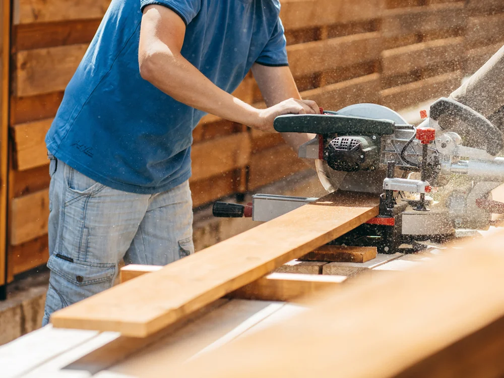 Création d'une clôture type palissade par un paysagiste