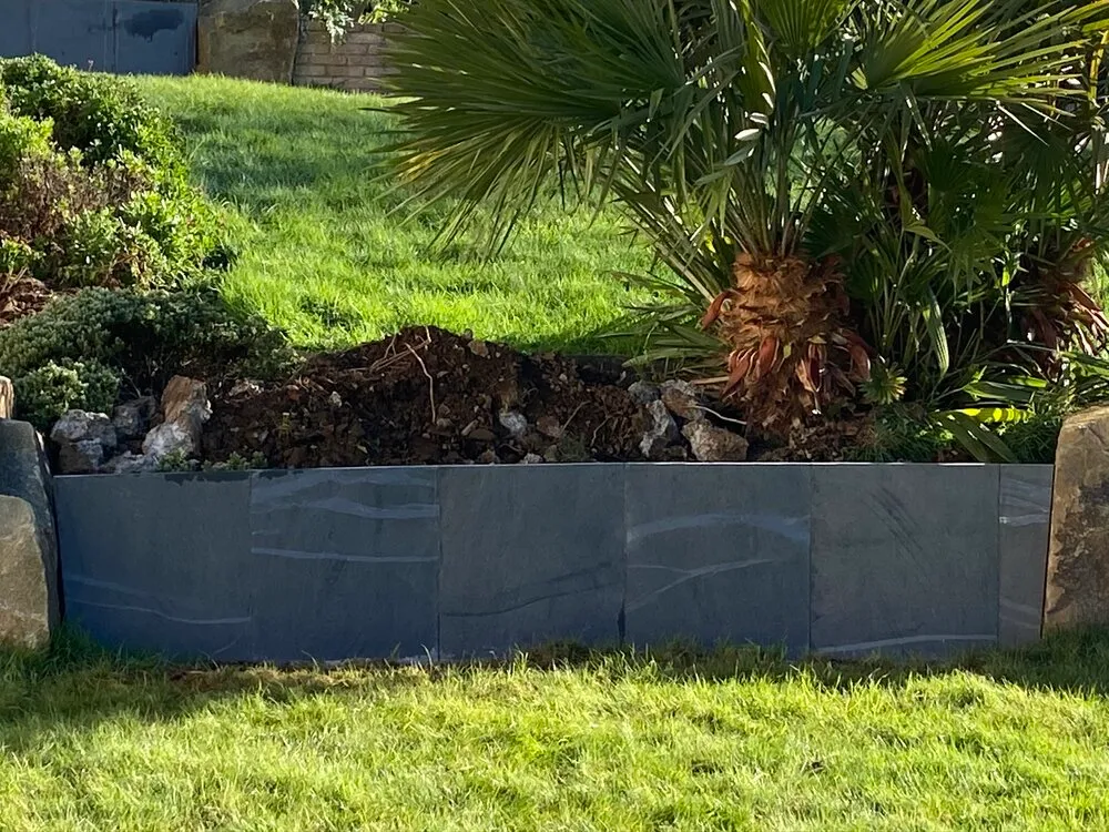 Création d'un muret de soutènement en dur à Plérin