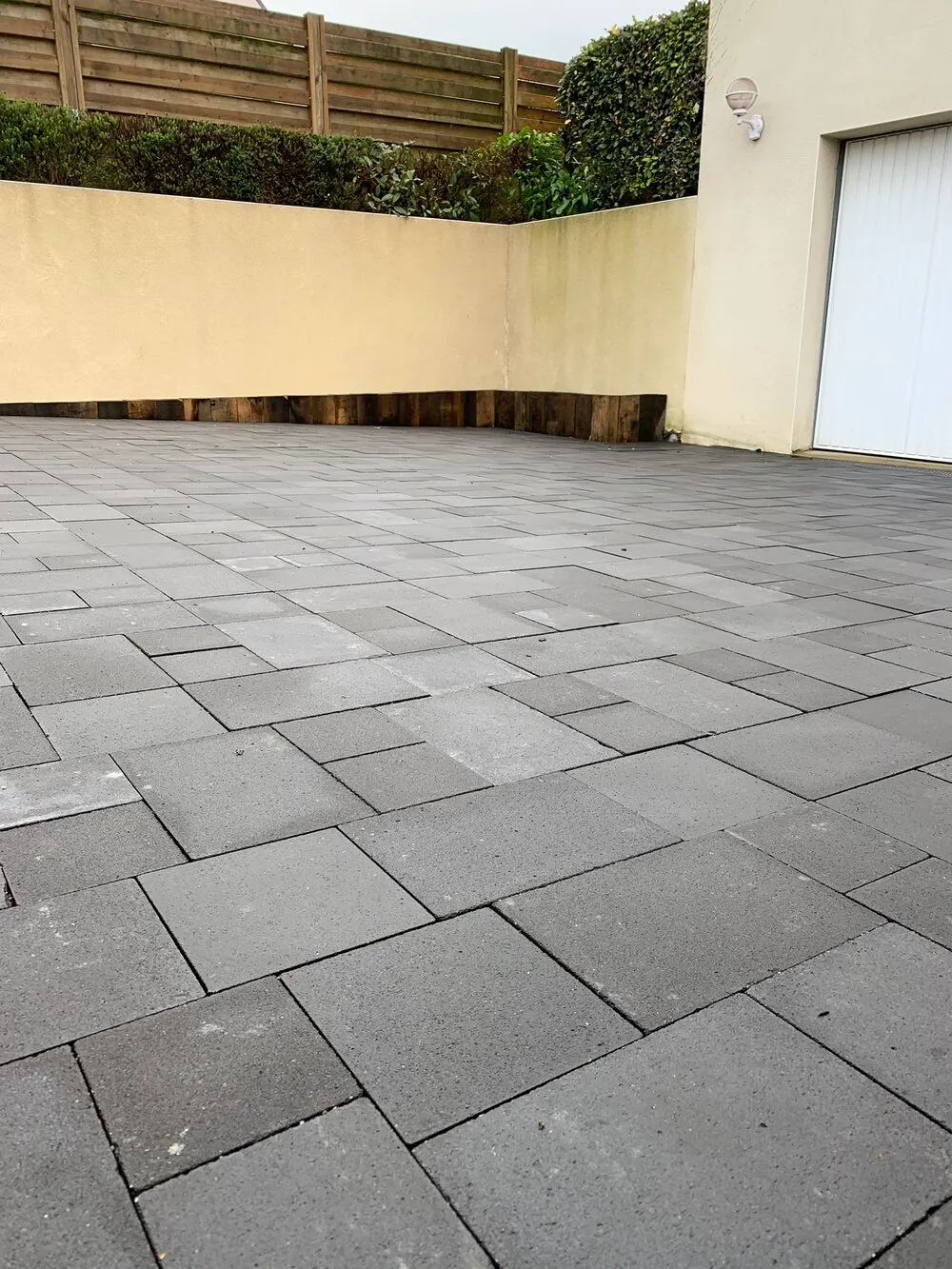 Pavage et dallage de cour extérieure à Saint-Brieuc