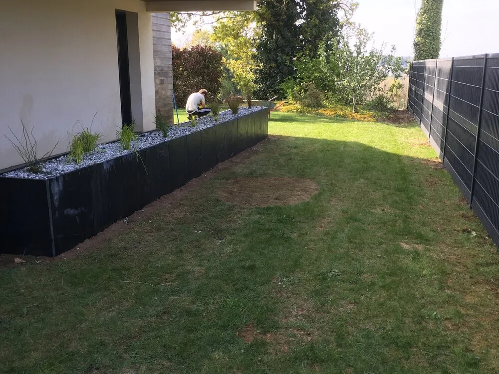 Pose d'une clôture rigide à Pontivy